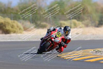 media/Sep-25-2022-CVMA (Sun) [[ee08ed6642]]/Race 6 Amateur Supersport Open/